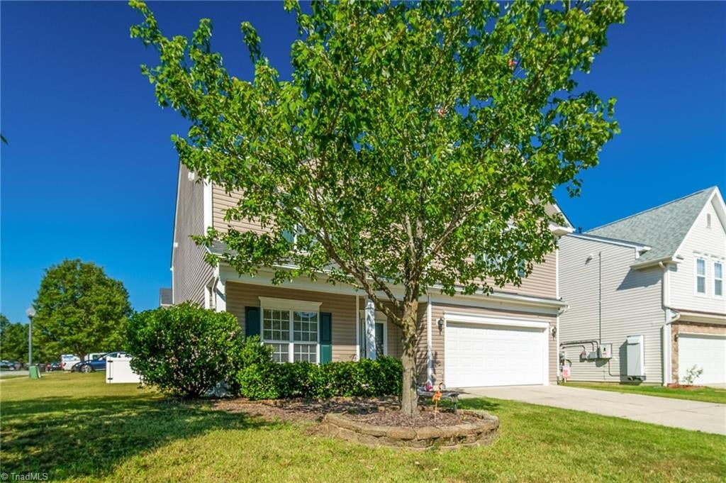 Photo of 6415 Hedgewood Lane, High Point, NC 27265 (MLS # 1235330)