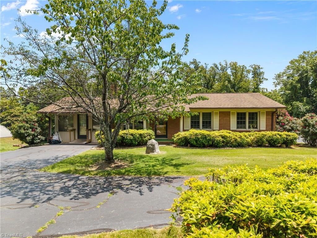 3211 Nc Highway 8 Hwy S, Walnut Cove, NC, 27052