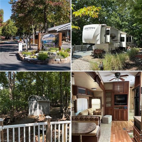 Homes For Sale - 600 Dogwood Circle<br/> Traphill, NC 28685