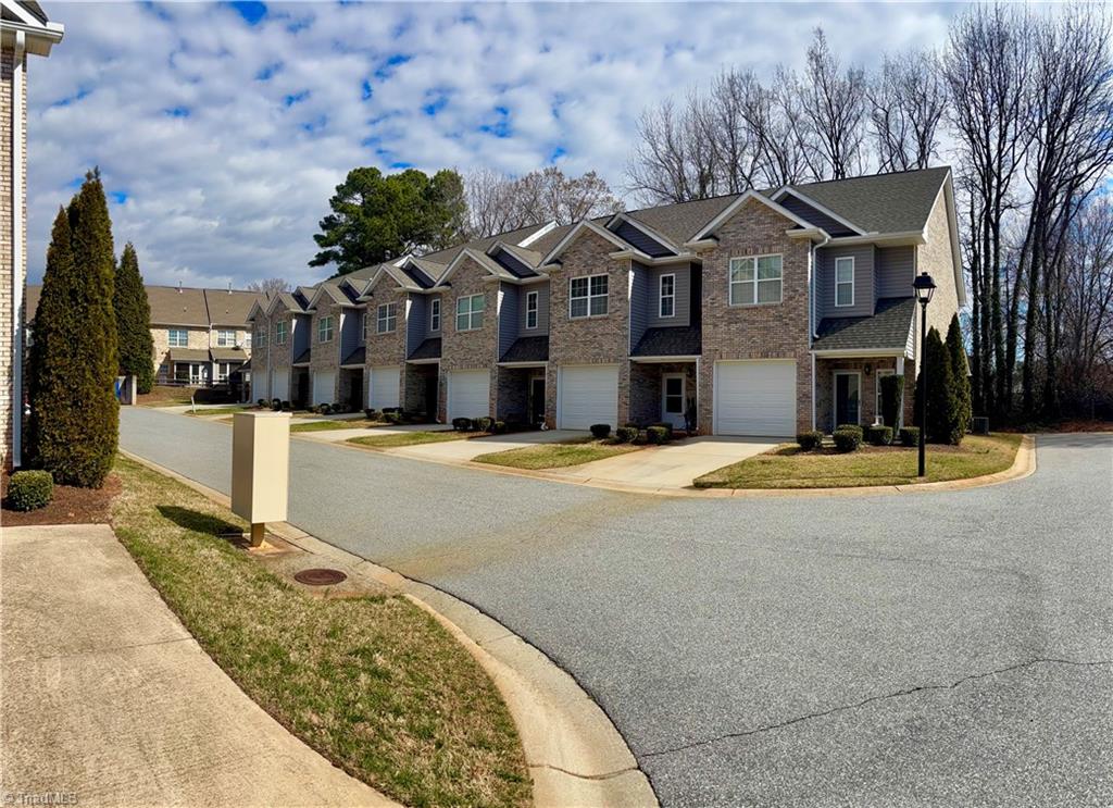 628 Friendway Road, Greensboro, North Carolina image 7