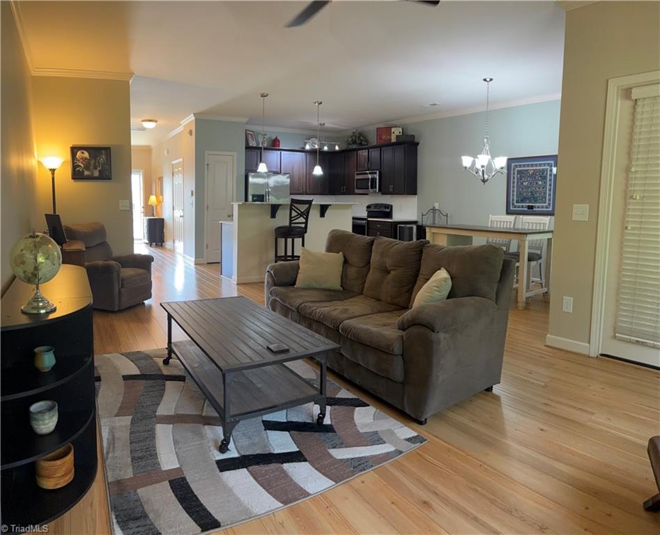 628 Friendway Road, Greensboro, North Carolina image 29