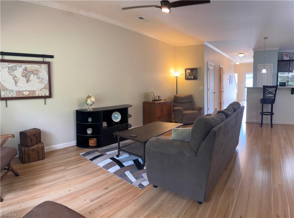 628 Friendway Road, Greensboro, North Carolina image 6