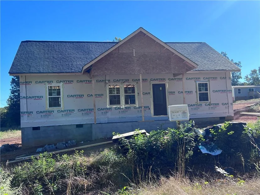 378 Avenue J, photo 1 of 3