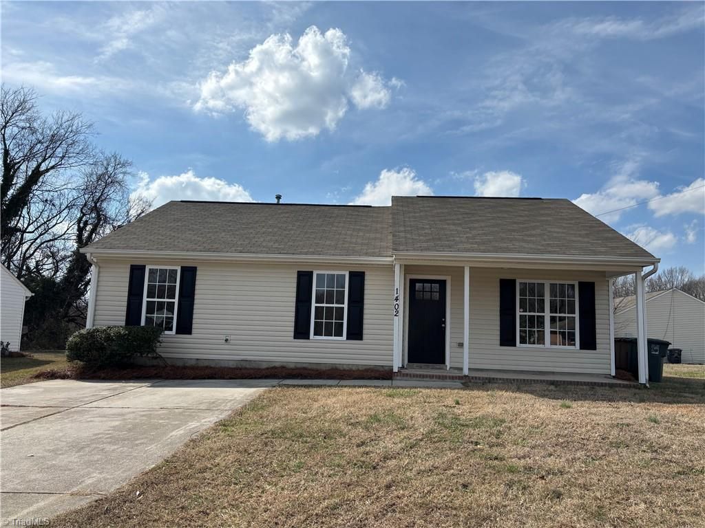 Photo of 1402 Ardmore Drive, Greensboro, NC 27401 (MLS # 1211127)