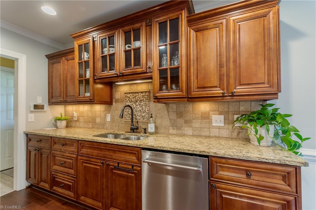 3304 Wedgewood Place, Greensboro, North Carolina image 12
