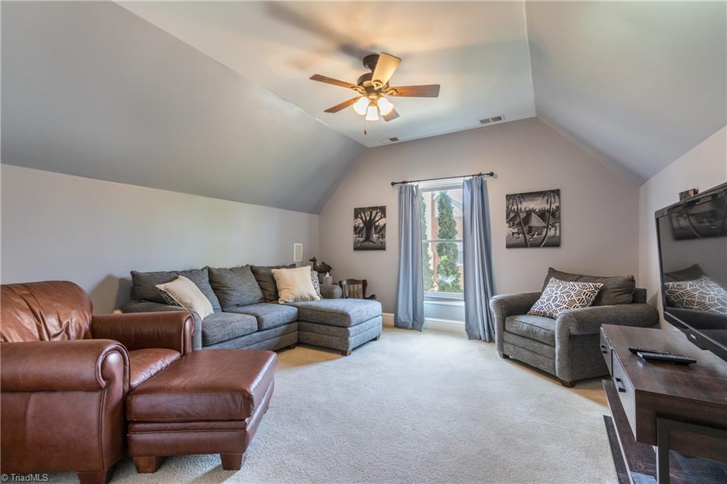 3304 Wedgewood Place, Greensboro, North Carolina image 23