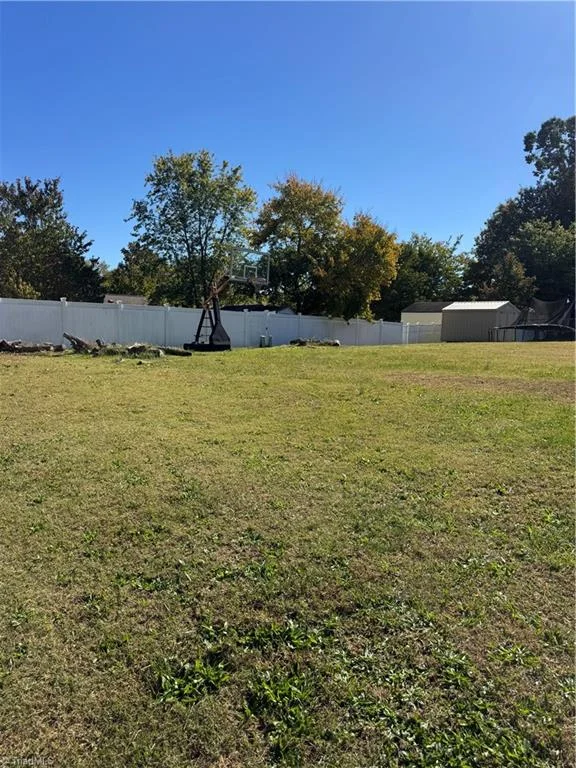 1420 Old Hickory Drive, photo 2 of 2