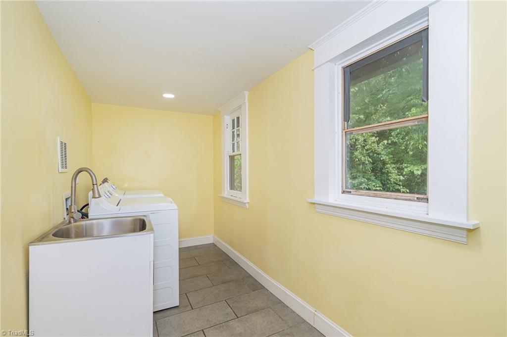 312 W Ray Avenue, High Point, North Carolina image 10