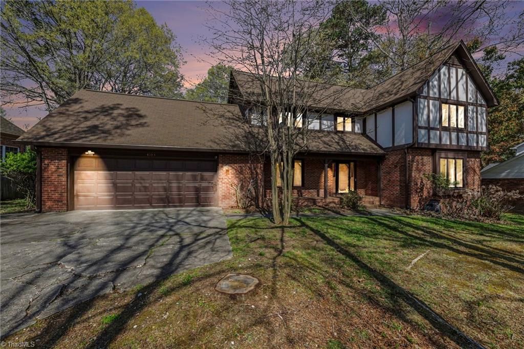 Photo of 4103 Oak Hollow Drive, High Point, NC 27265 (MLS # 1213972)