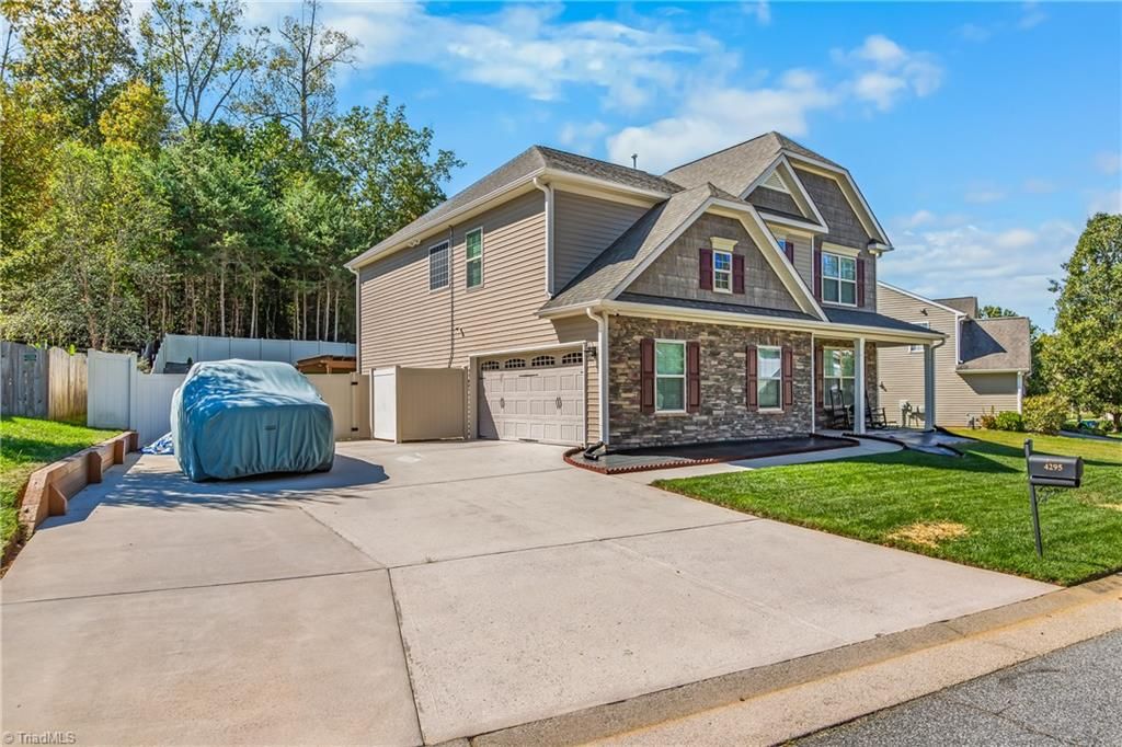 Photo of 4295 Glenmore Creek Drive, Winston-Salem, NC 27107 (MLS # 1199109)