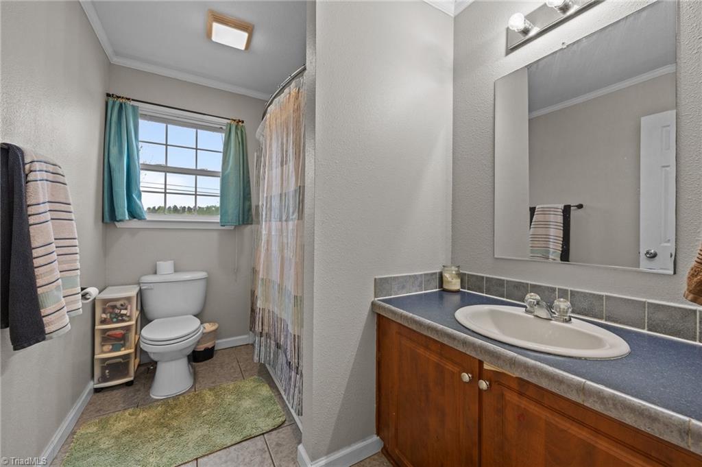 9027 Cook Farm Road, Belews Creek, North Carolina image 22