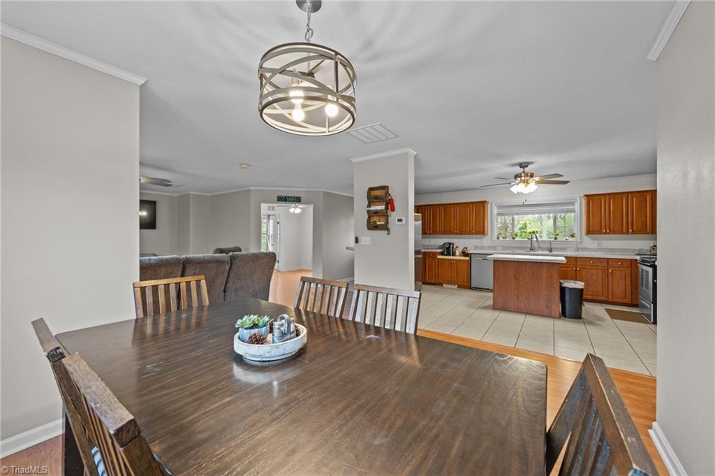 9027 Cook Farm Road, Belews Creek, North Carolina image 8