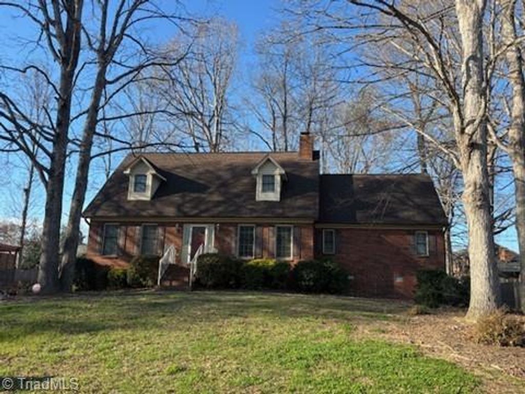 Photo of 1725 Huntington Woods Court, Winston-Salem, NC 27103 (MLS # 1212921)