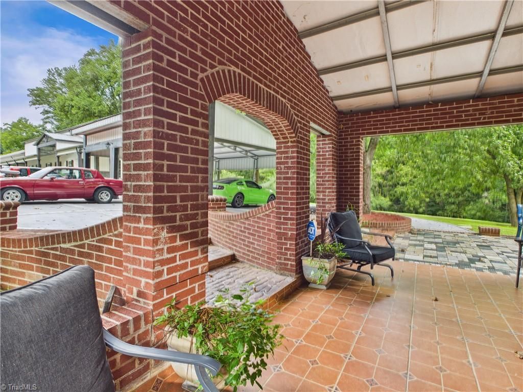 Photo of 32813293 Skyhaven Road, Randleman, NC 27317 (MLS # 1193749)