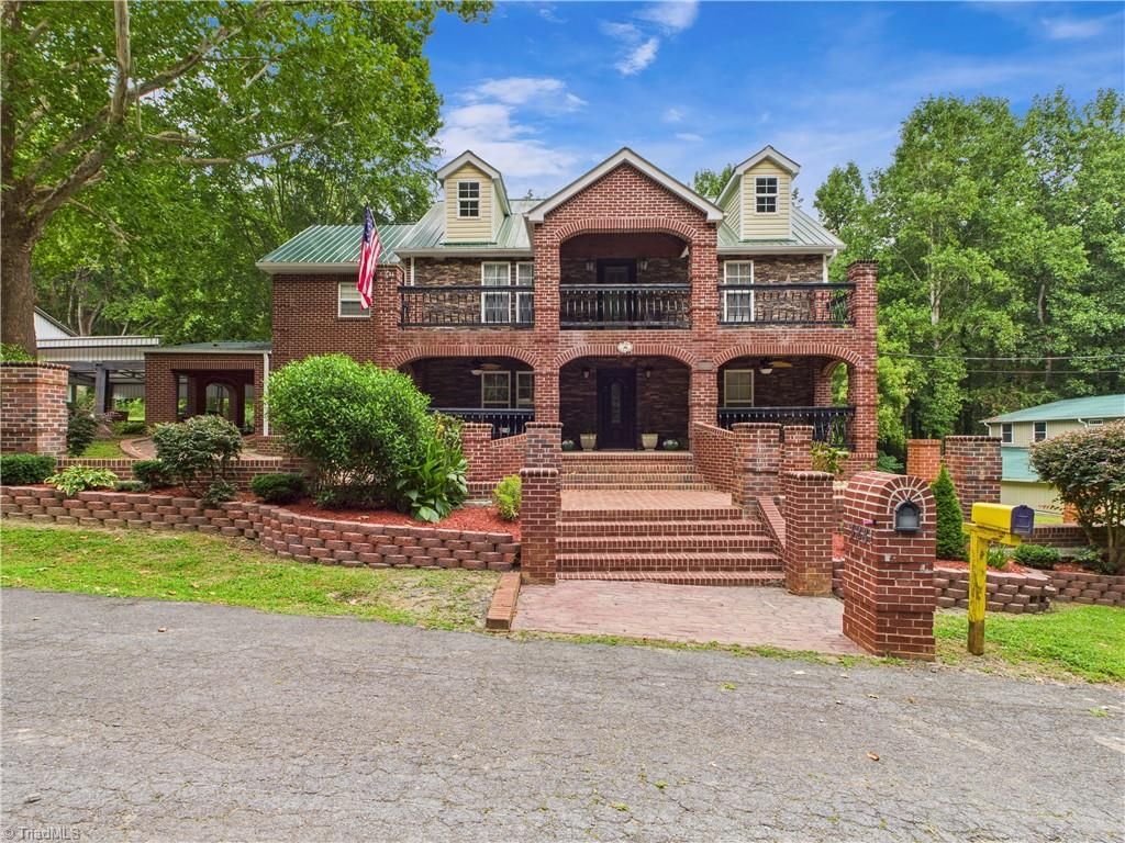 Photo of 32813293 Skyhaven Road, Randleman, NC 27317 (MLS # 1193749)