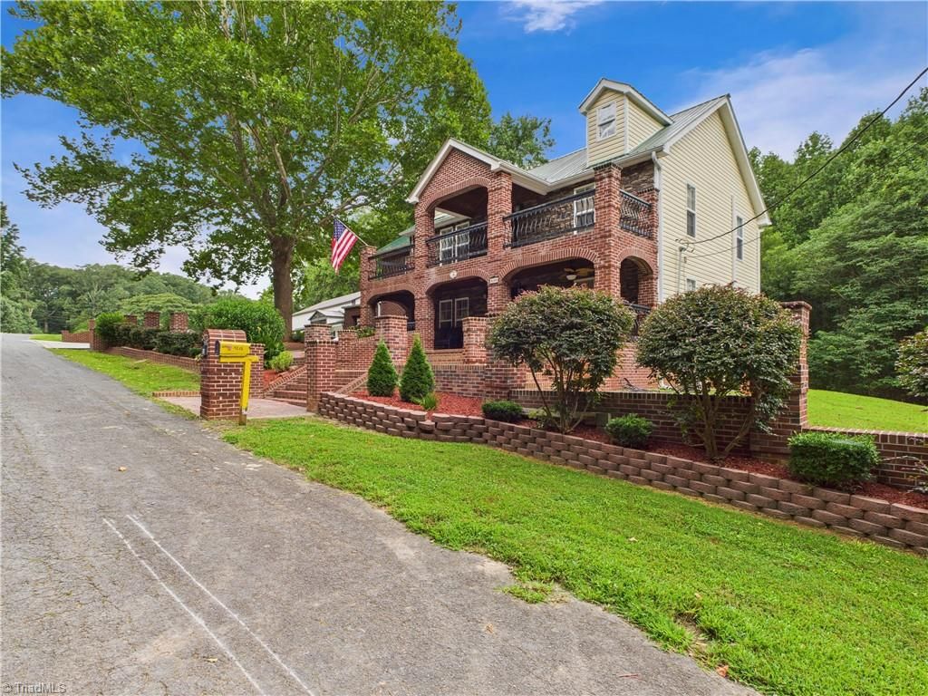 Photo of 32813293 Skyhaven Road, Randleman, NC 27317 (MLS # 1193749)