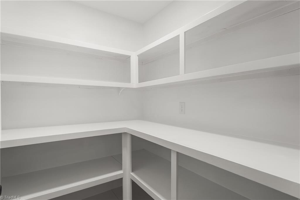 Pfafftown, North Carolina 27040, United States, 3 Bedrooms Bedrooms, ,2 BathroomsBathrooms,Residential,Active,179223