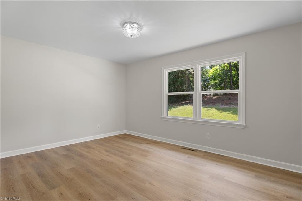 Pfafftown, North Carolina 27040, United States, 3 Bedrooms Bedrooms, ,2 BathroomsBathrooms,Residential,Active,179223