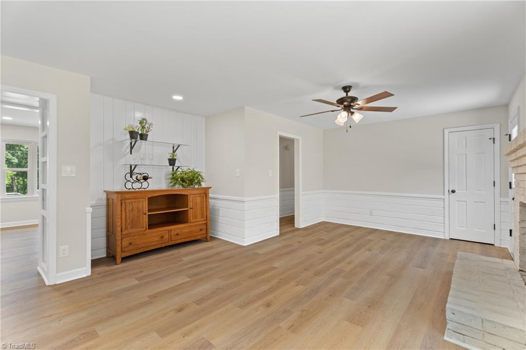 Pfafftown, North Carolina 27040, United States, 3 Bedrooms Bedrooms, ,2 BathroomsBathrooms,Residential,Active,179223