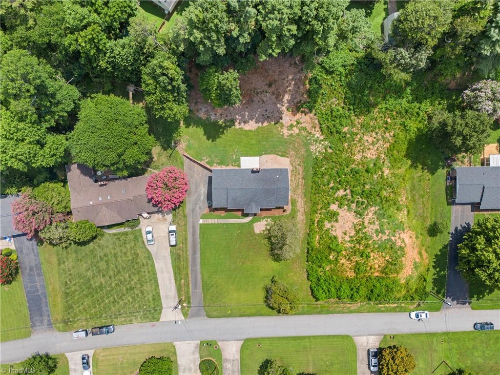 Pfafftown, North Carolina 27040, United States, 3 Bedrooms Bedrooms, ,2 BathroomsBathrooms,Residential,Active,179223