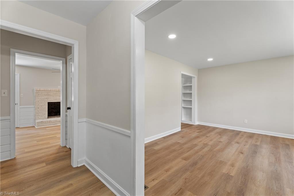 Pfafftown, North Carolina 27040, United States, 3 Bedrooms Bedrooms, ,2 BathroomsBathrooms,Residential,Active,179223