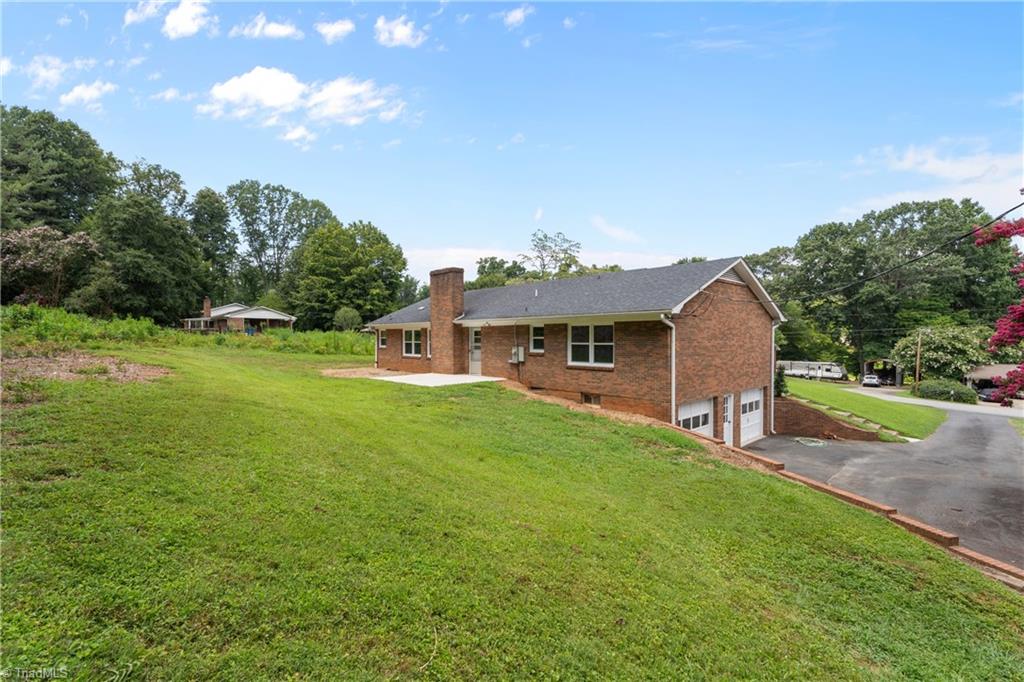 Pfafftown, North Carolina 27040, United States, 3 Bedrooms Bedrooms, ,2 BathroomsBathrooms,Residential,Active,179223