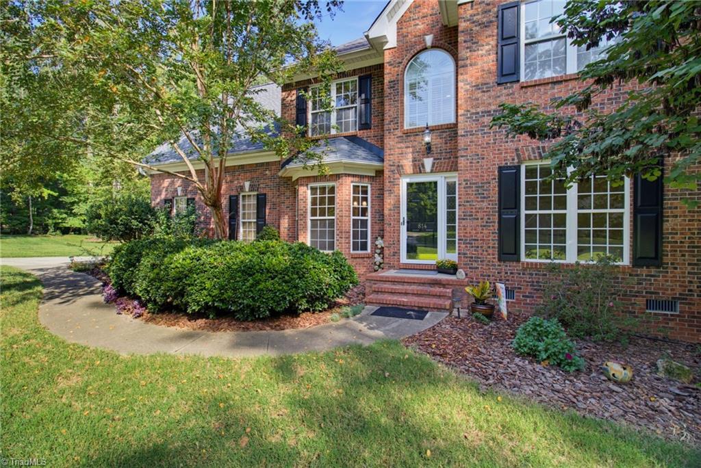 Photo of 814 Troublesome Creek Drive, Greensboro, NC 27455 (MLS # 1235564)