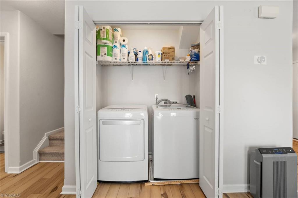 Kernersville, North Carolina 27284, United States, 3 Bedrooms Bedrooms, ,2 BathroomsBathrooms,Residential,Pending,148768