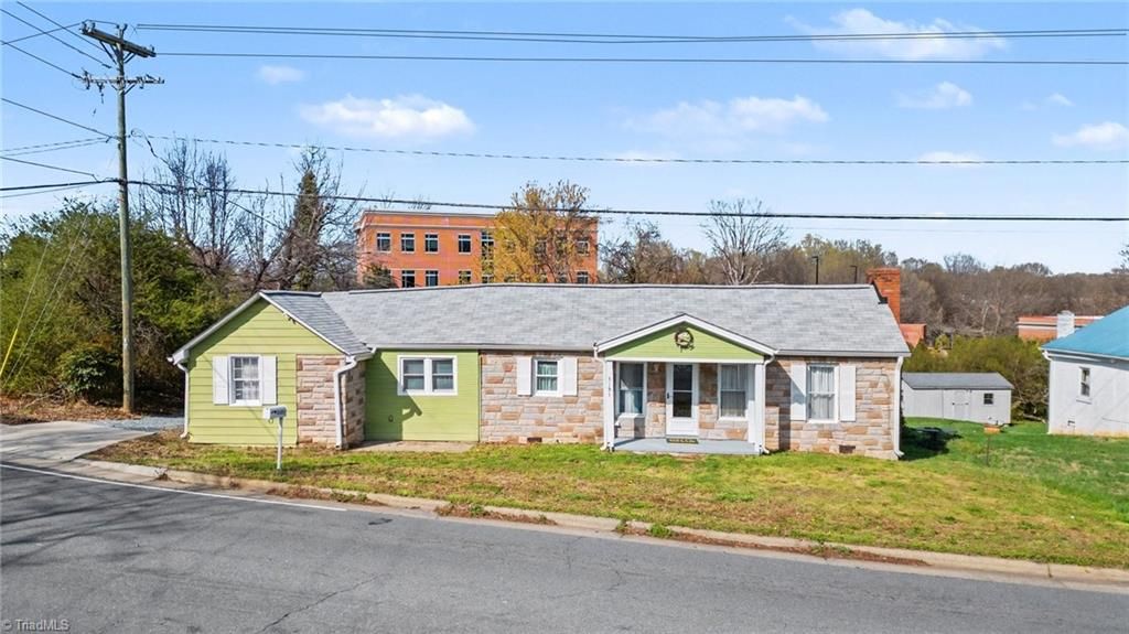 Photo of 3151 Burke Mill Road, Winston-Salem, NC 27103 (MLS # 1212821)