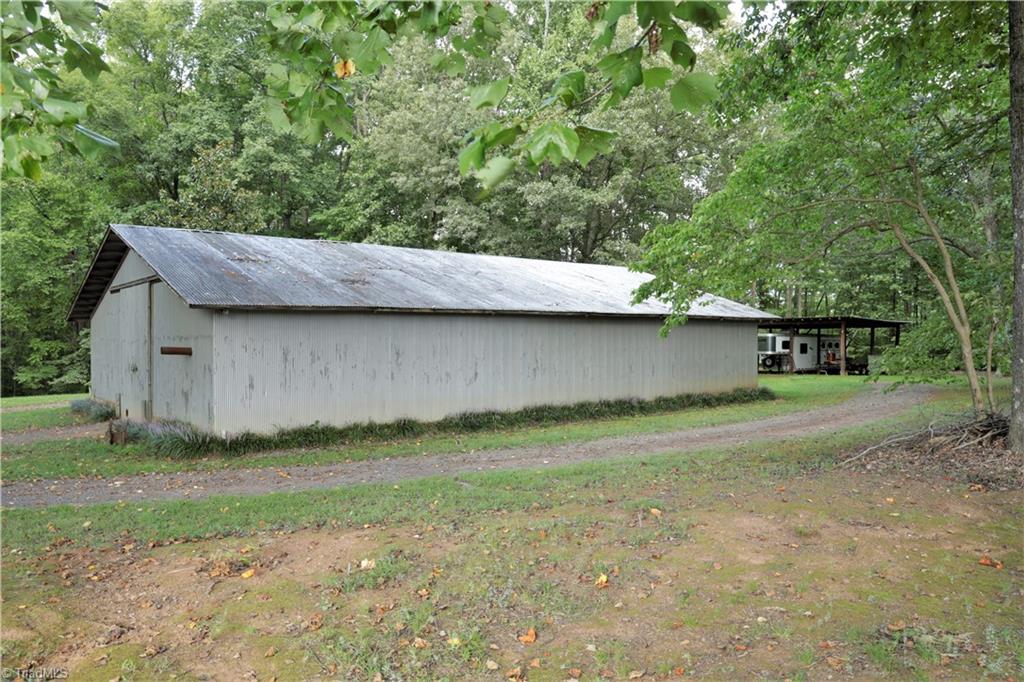 Photo 19 of 28 of 531 Bouldin Road house