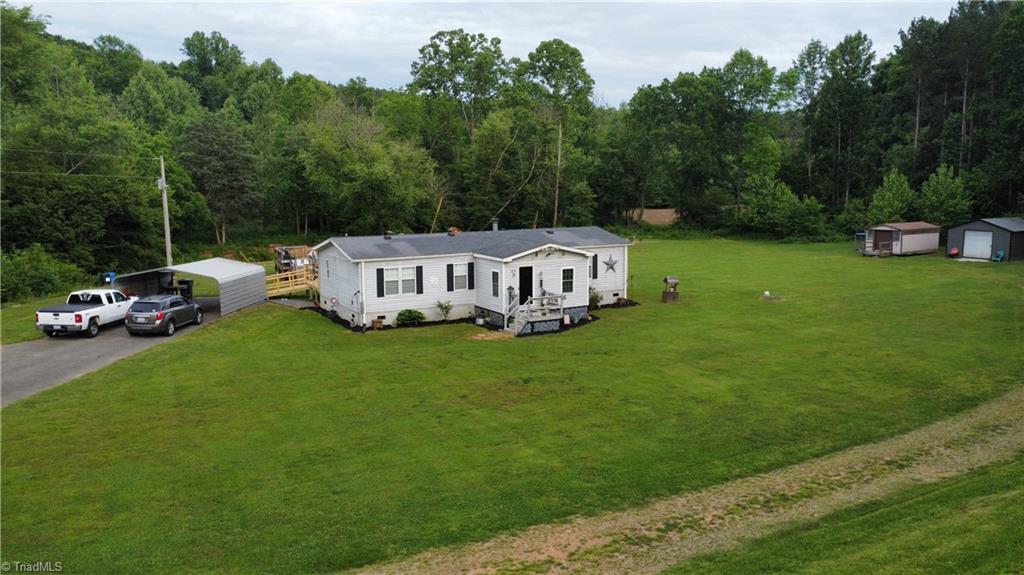 359 Hogan Creek Road, Siloam, North Carolina image 4