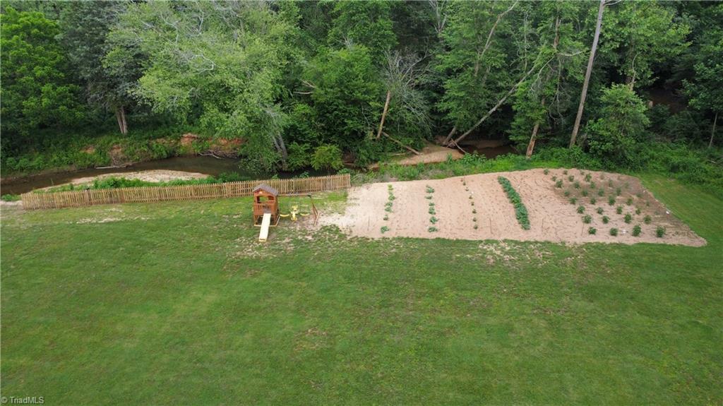 359 Hogan Creek Road, Siloam, North Carolina image 3