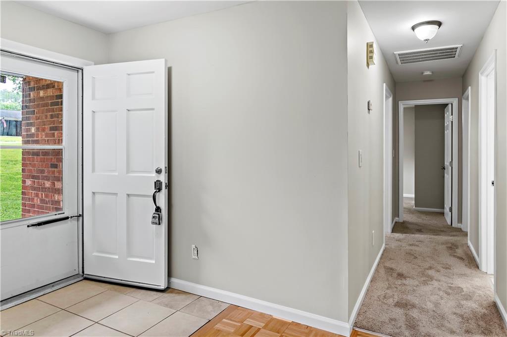 2409 Wickham Road, Kernersville, North Carolina image 19