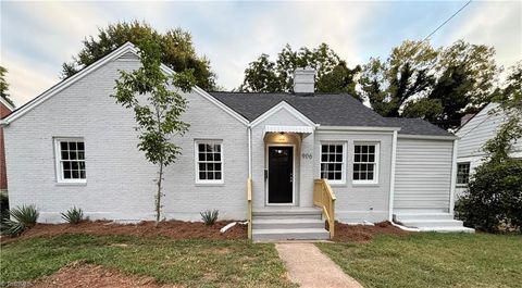 Homes For Sale - 906 Spruce Street<br/> Martinsville, VA 24112