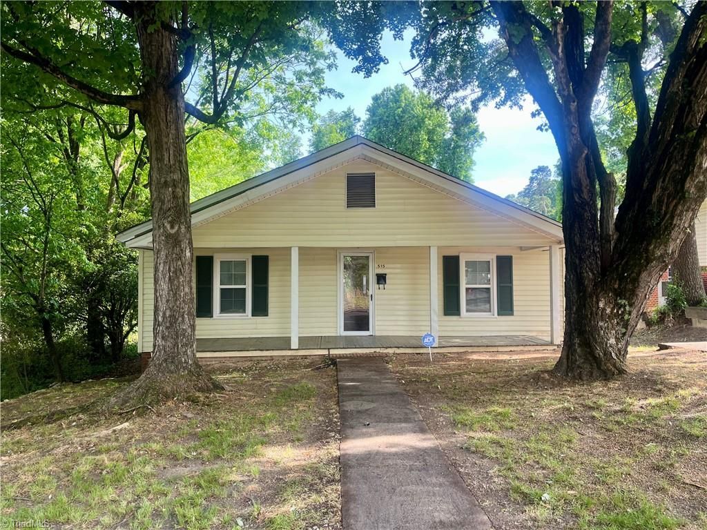 Photo of 515 Spencer Avenue, Asheboro, NC 27263 (MLS # 1218581)