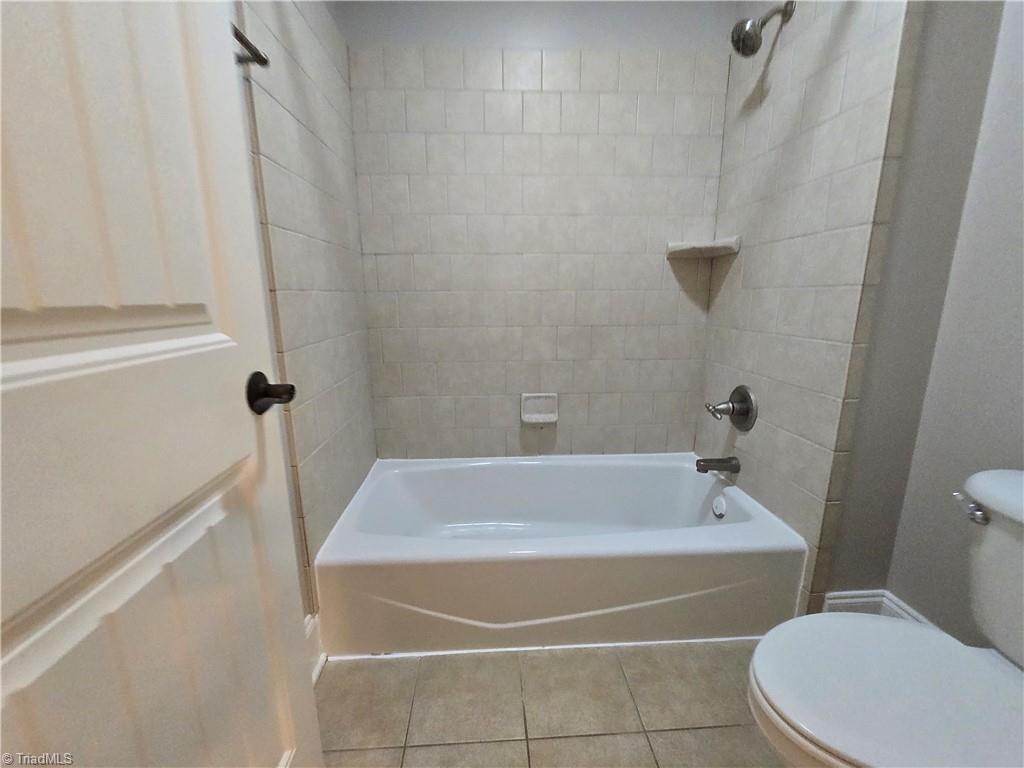7593 Trebbiano Drive, Kernersville, North Carolina image 24