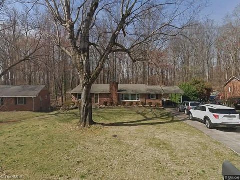 Photo of 6313 Arden Circle, Clemmons, NC 27012 (MLS # 1212493)