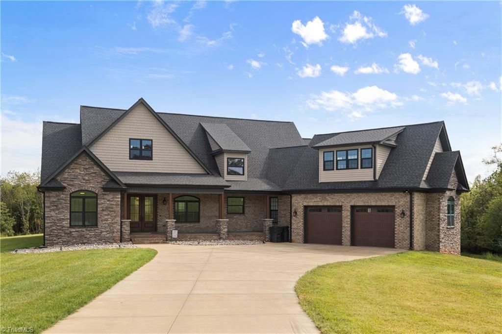 Photo of 1561 Horseshoe Road, Westfield, NC 27053 (MLS # 1197572)