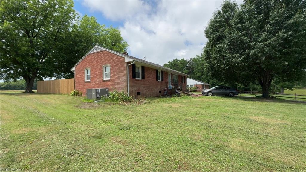 6012 Rock Quarry Road, McLeansville, North Carolina image 5