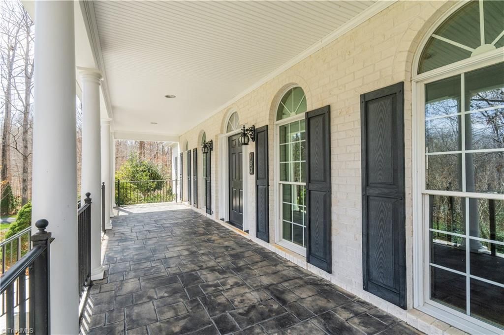 Photo of 160 Nanzetta Way, Lewisville, NC 27023 (MLS # 1212394)