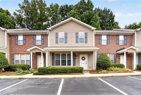 Townhouse For Sale - 4405 Baylor Street<br/> Greensboro, NC 27455