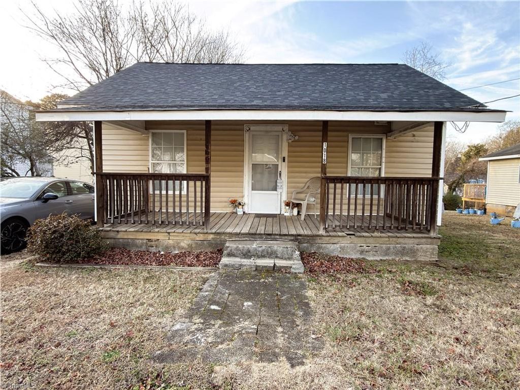 Photo of 1018 Cranbrook Street, Greensboro, NC 27407 (MLS # 1209402)