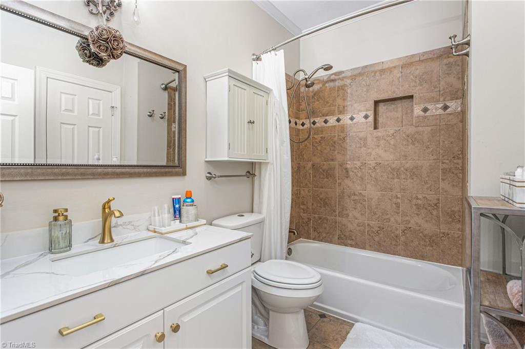 5913 Tarleton Drive, Oak Ridge, North Carolina image 31
