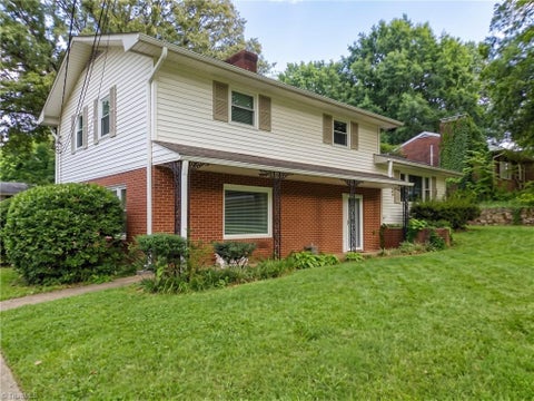 Homes For Rent - 1501 Drumcliffe Road<br/> Forsyth County, Winston-Salem, NC 27103