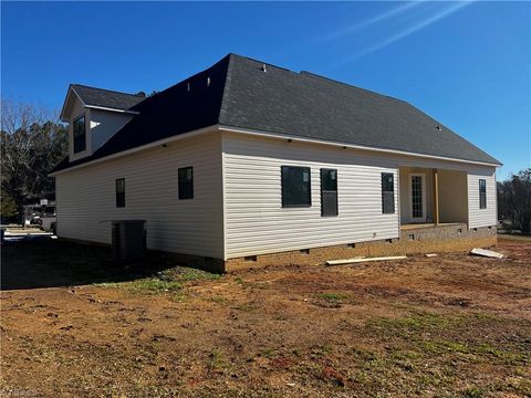 A home in Ramseur