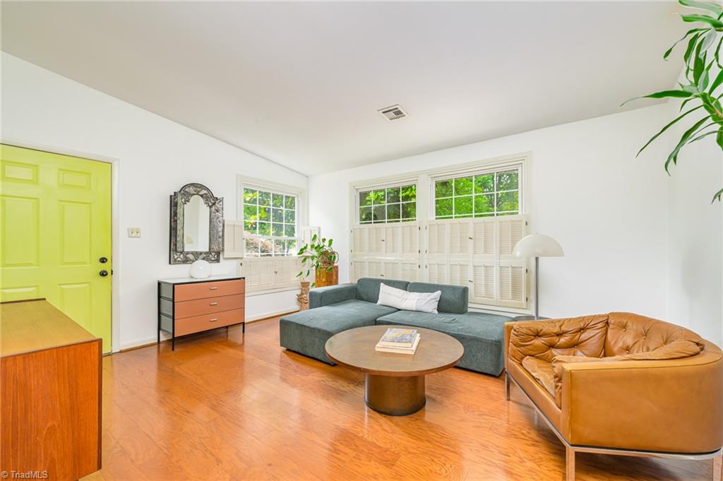 2710 Shady Lawn Drive, Greensboro, North Carolina image 3