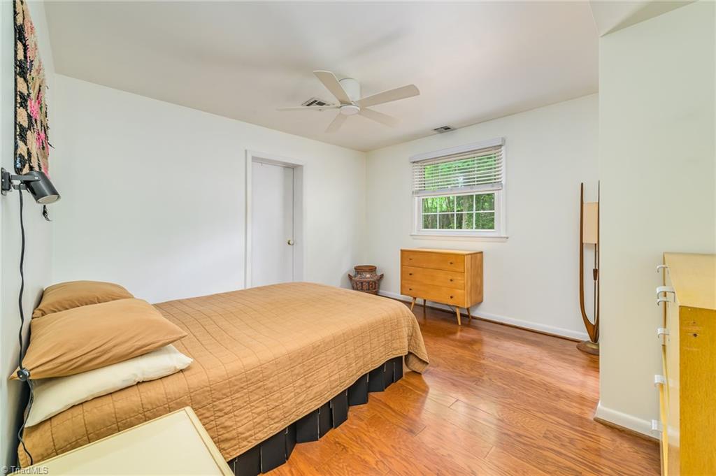 2710 Shady Lawn Drive, Greensboro, North Carolina image 14