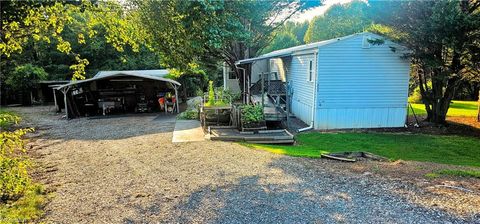 A home in Mount Airy