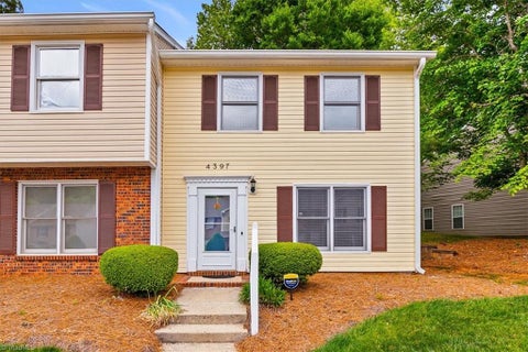 Townhouse For Sale - 4397 Baylor Street<br/> Greensboro, NC 27455