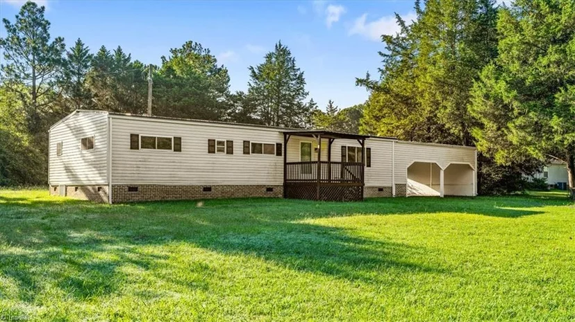 2202 Woodfield Drive, photo 1 of 49